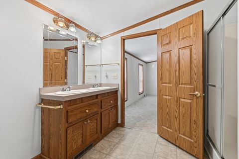 Tiny photo for 60602 Shaw Road, Cambridge, OH 43725 (MLS # 225039613)