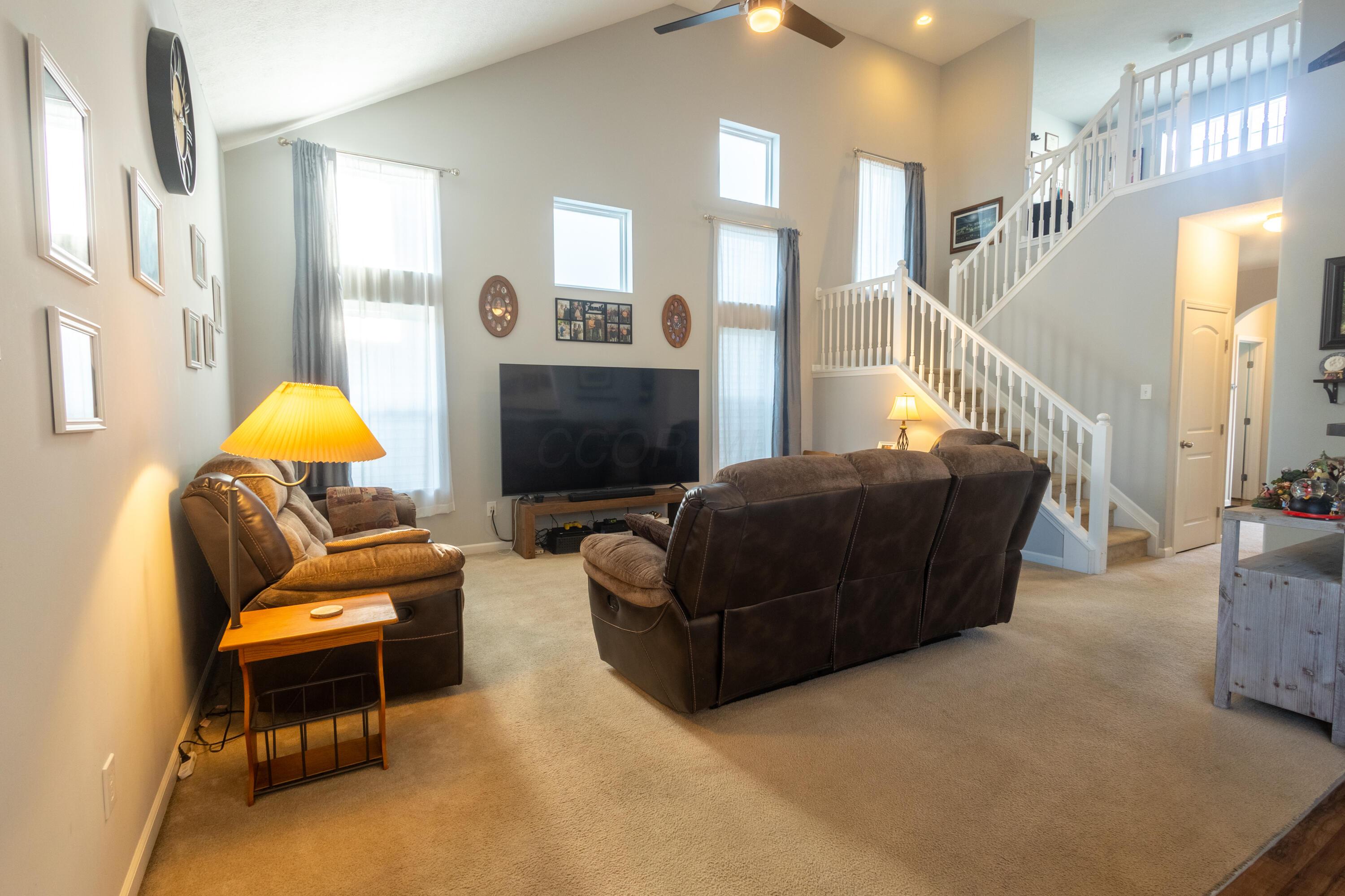 6150 Witherbee Drive, Westerville, Ohio image 14