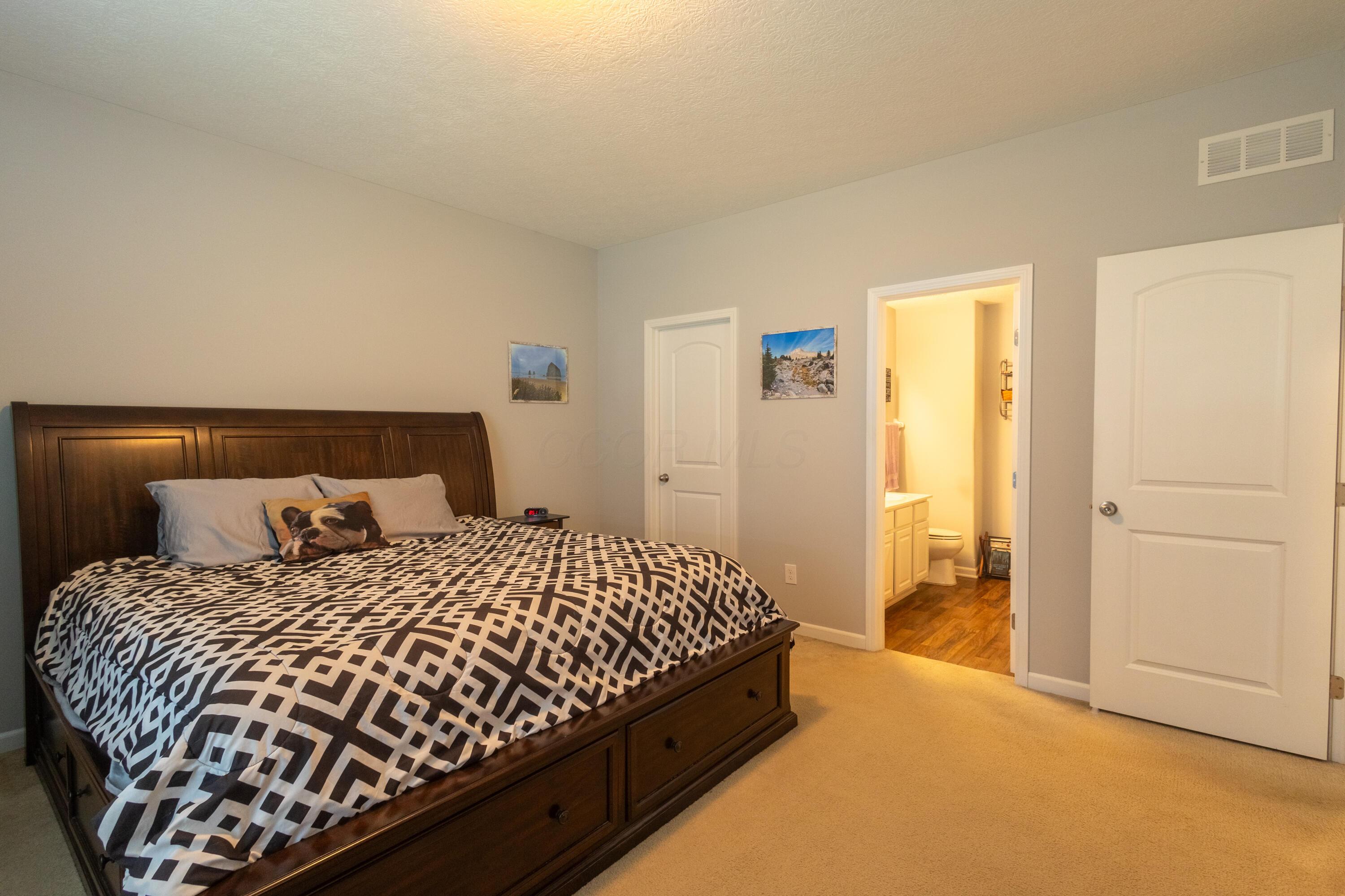 6150 Witherbee Drive, Westerville, Ohio image 9