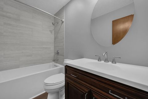 Tiny photo for 956 Crystal Cay Court, Columbus, OH 43230 (MLS # 226006212)