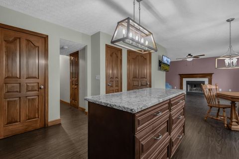 Tiny photo for 956 Crystal Cay Court, Columbus, OH 43230 (MLS # 226006212)