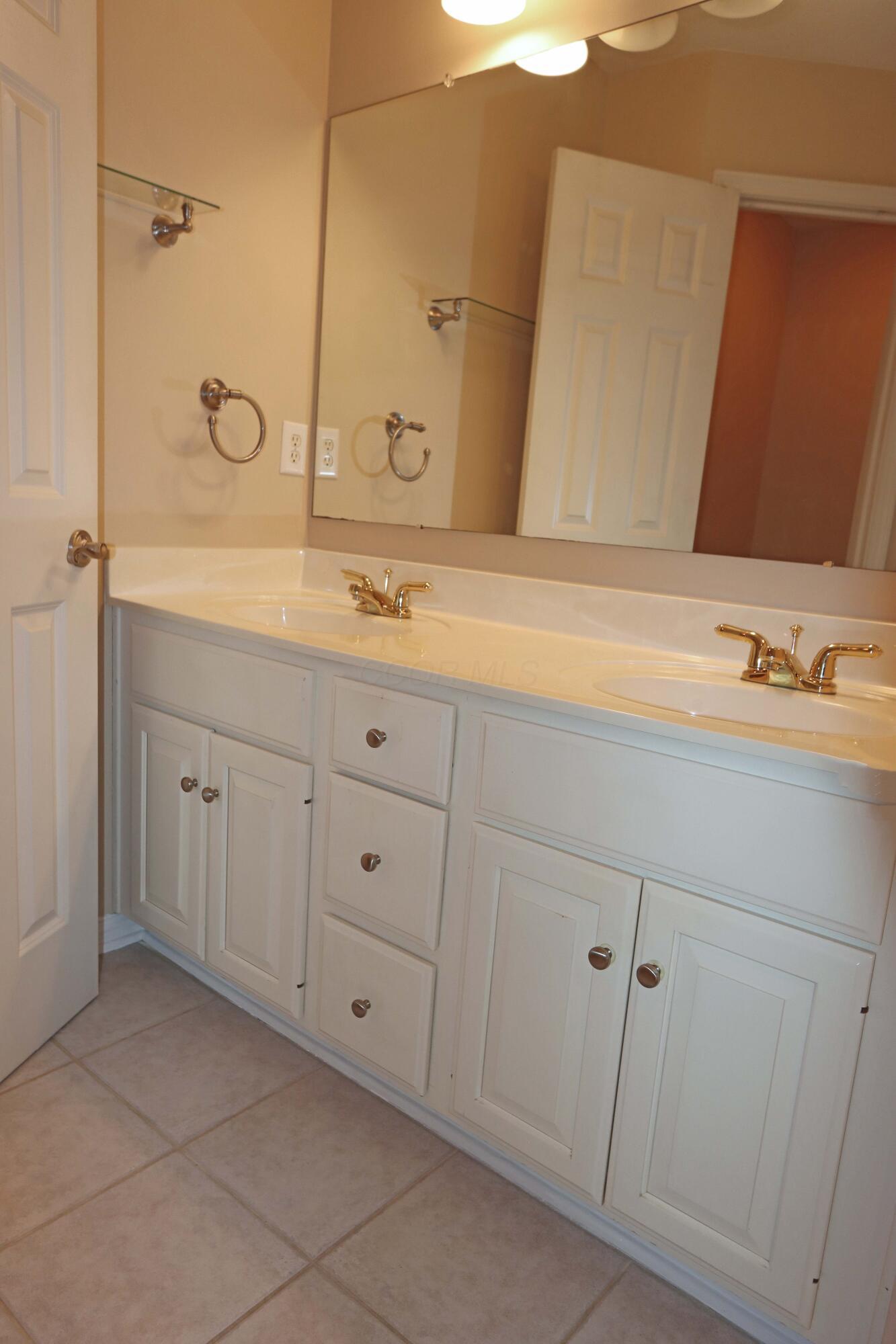 5899 Dunabbey Loop, Dublin, Ohio image 28