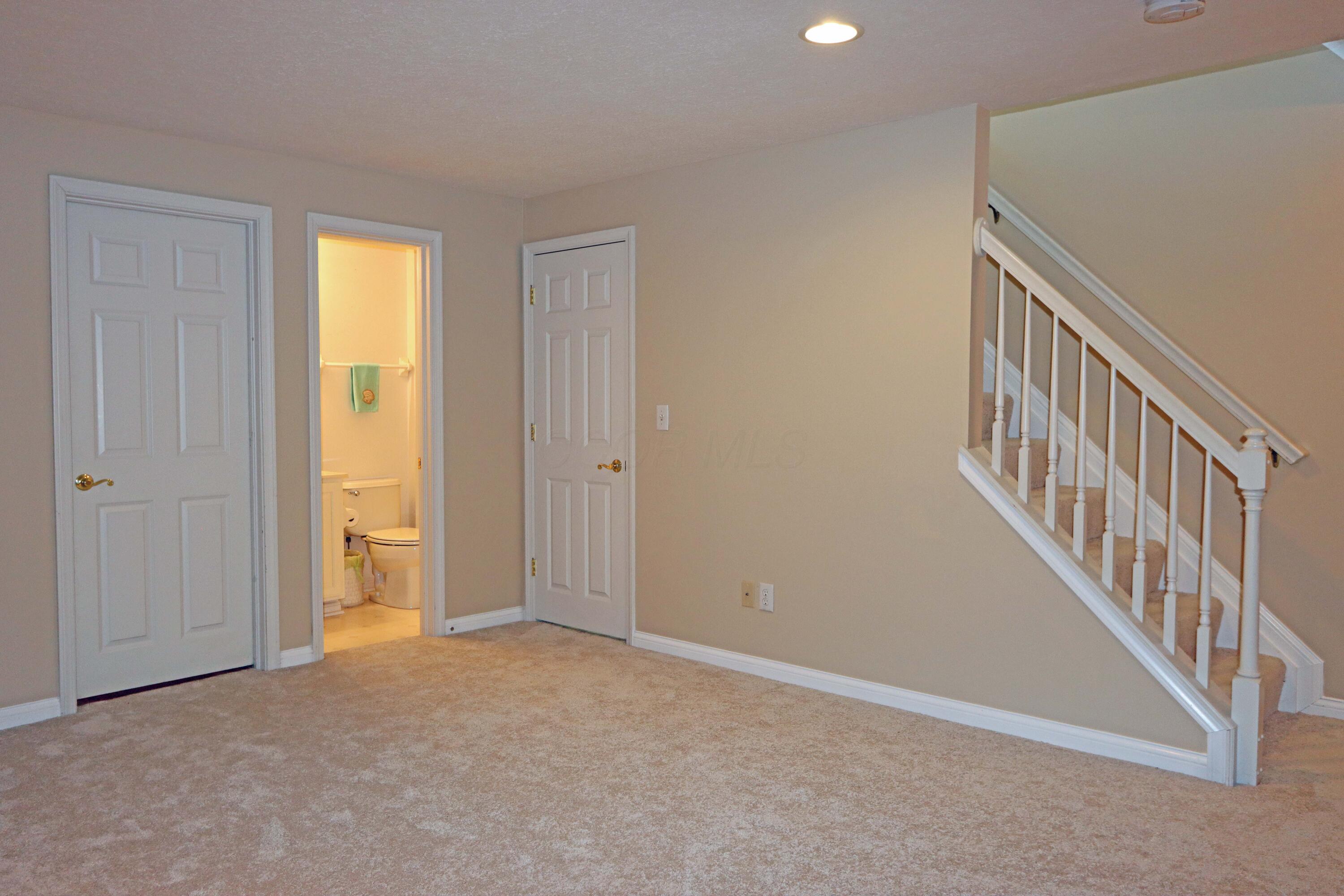 5899 Dunabbey Loop, Dublin, Ohio image 43