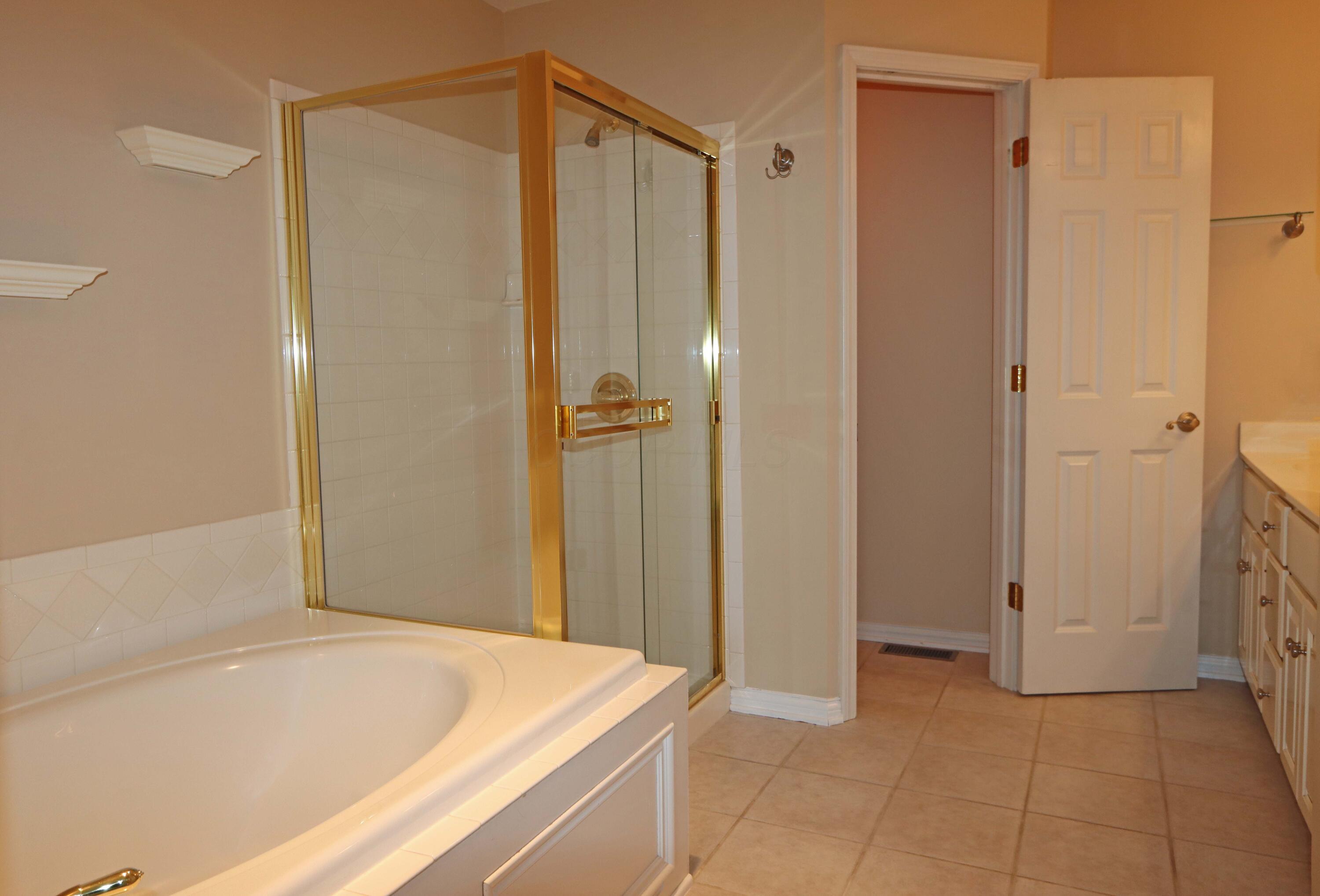 5899 Dunabbey Loop, Dublin, Ohio image 26