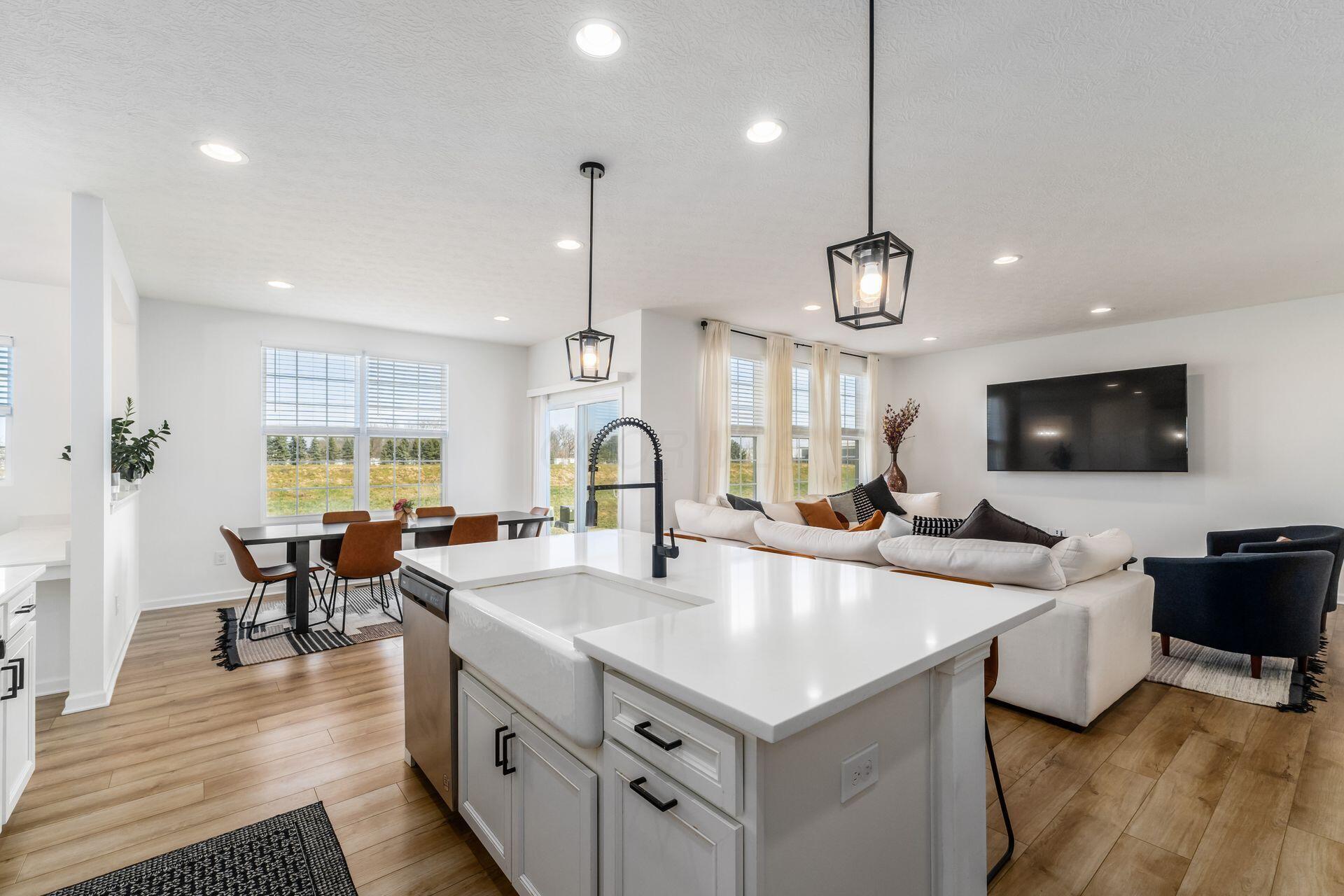 3684 Kassidy Drive, Grove City, Ohio image 19
