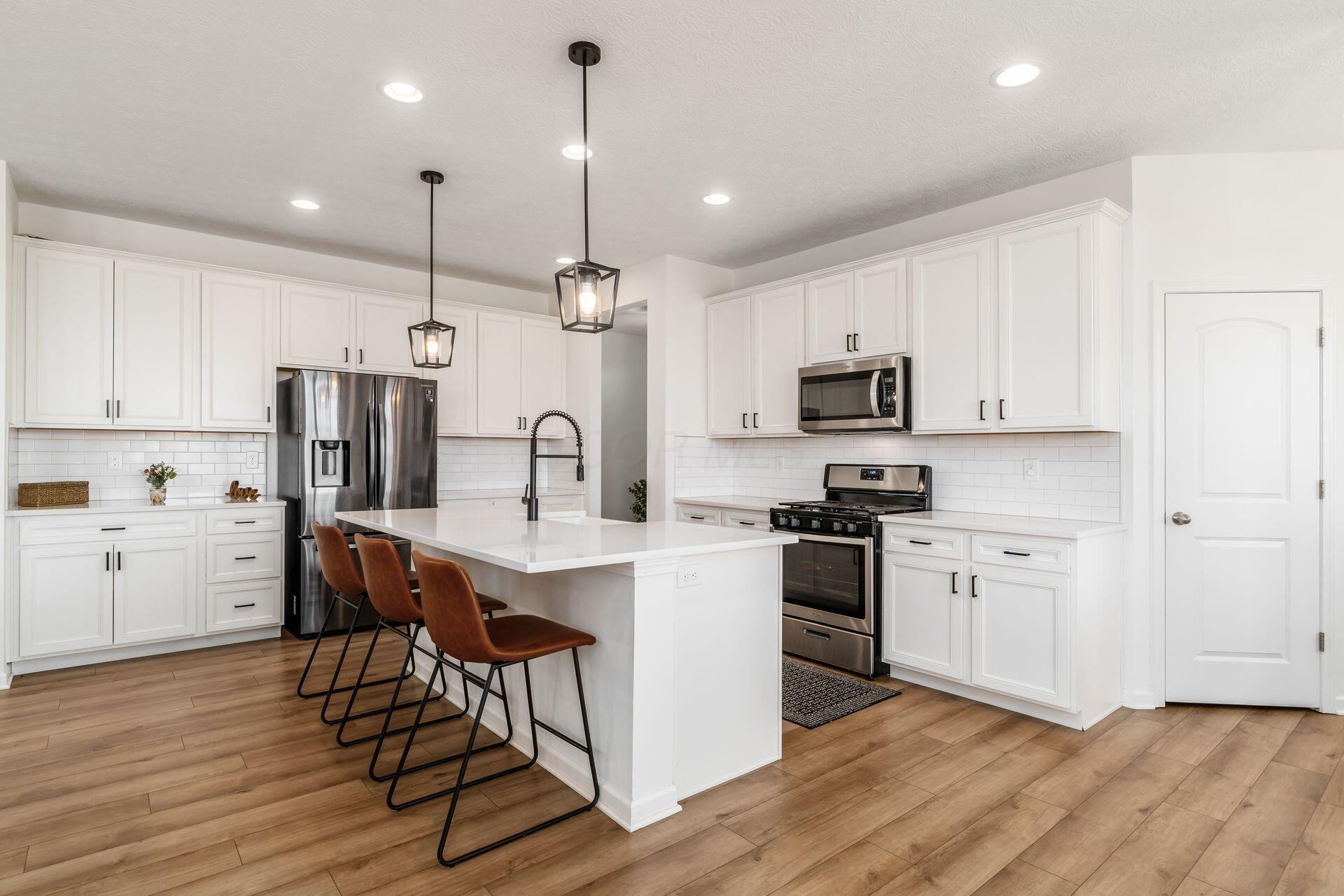 3684 Kassidy Drive, Grove City, Ohio image 16
