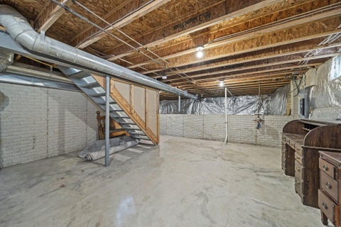 Tiny photo for 1322 Brookforest Drive, Columbus, OH 43204 (MLS # 226038633)