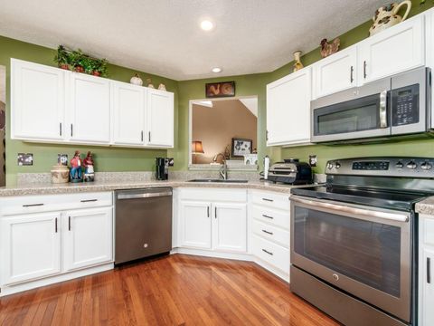 Tiny photo for 164 Stamford Drive, Powell, OH 43065 (MLS # 226014448)