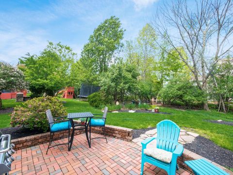 Tiny photo for 164 Stamford Drive, Powell, OH 43065 (MLS # 226014448)