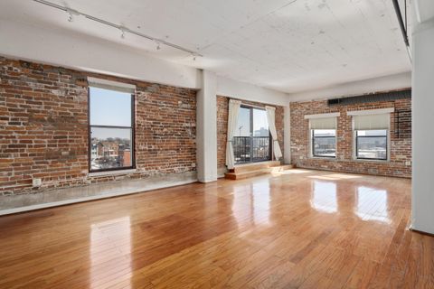 Photo of 432 E Rich Street 5E #5E, Columbus, OH 43215 (MLS # 226003897)