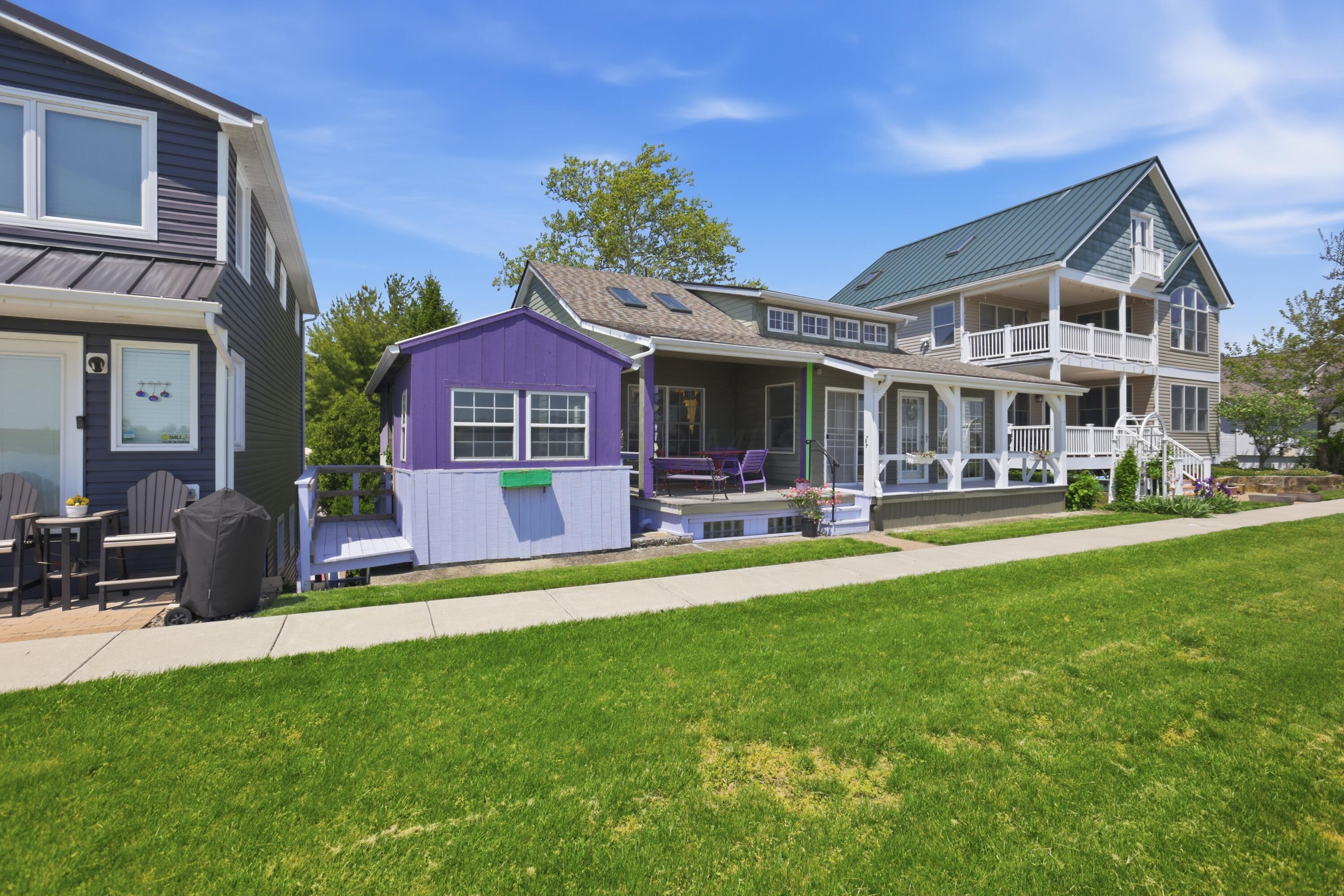 4465 N Bank Road
