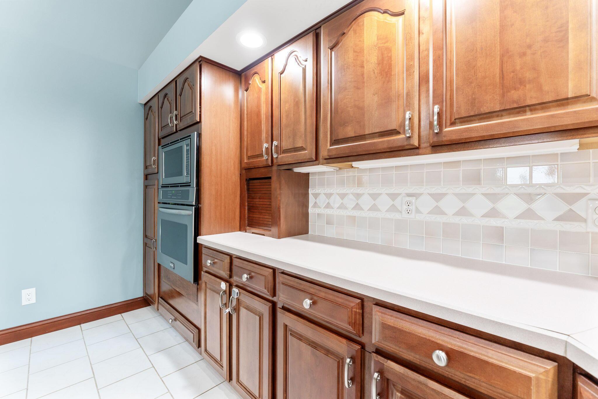 3100 Kropp Road, Grove City, Ohio image 34