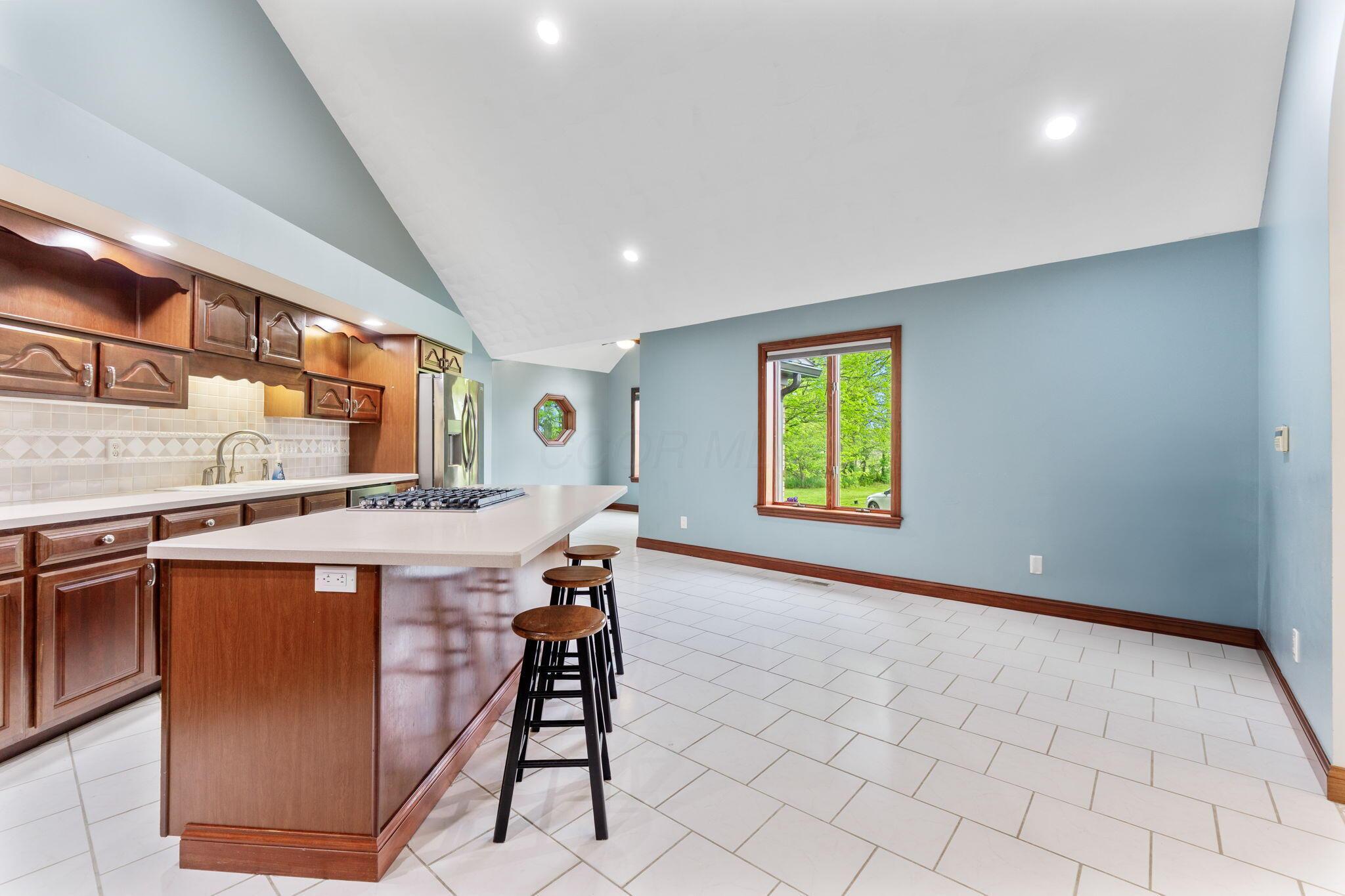 3100 Kropp Road, Grove City, Ohio image 36