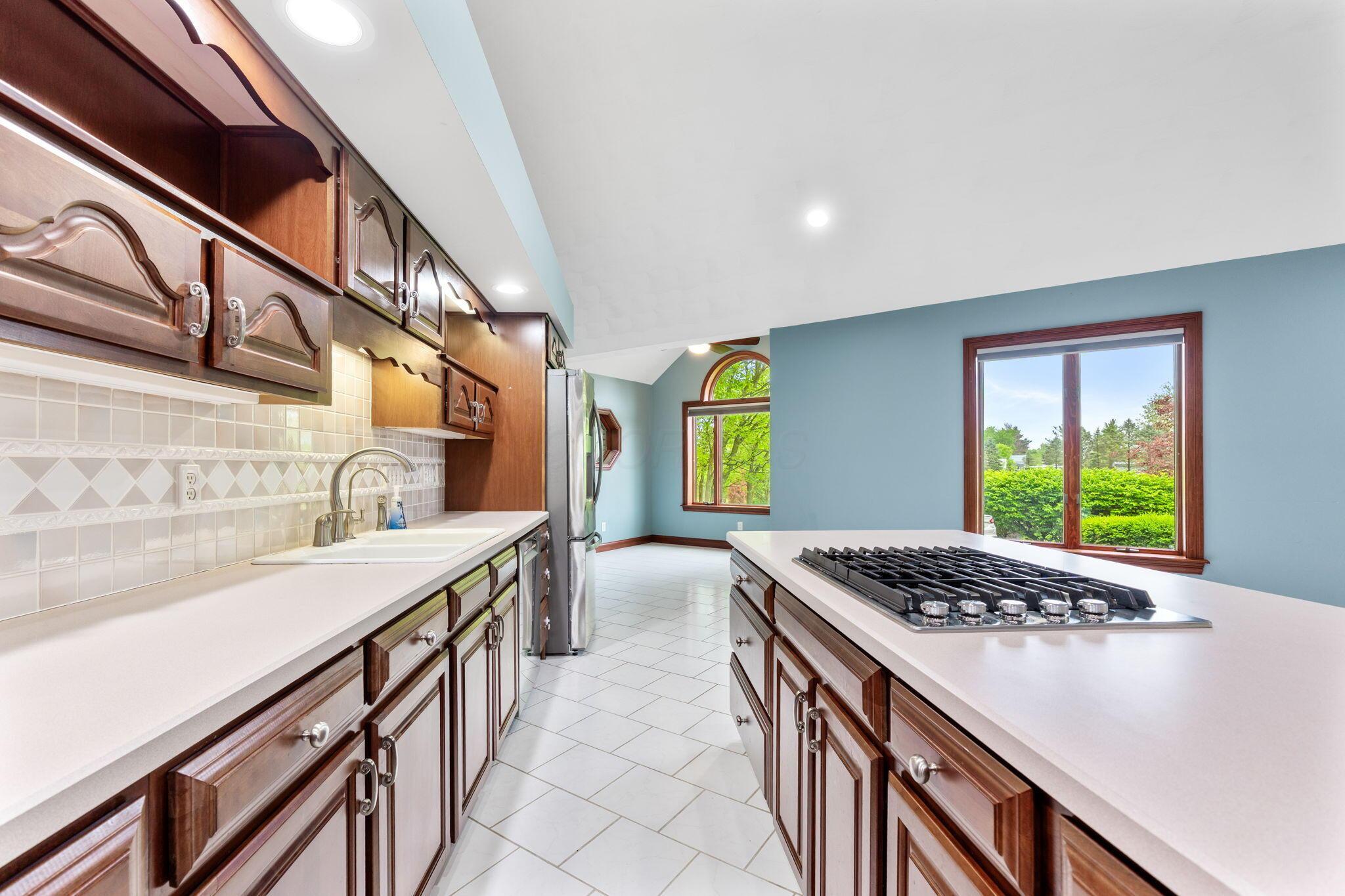 3100 Kropp Road, Grove City, Ohio image 35