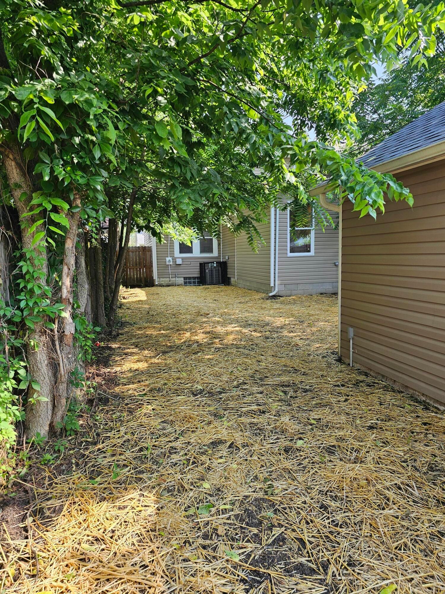 745 E Deshler Avenue, Columbus, Ohio image 5