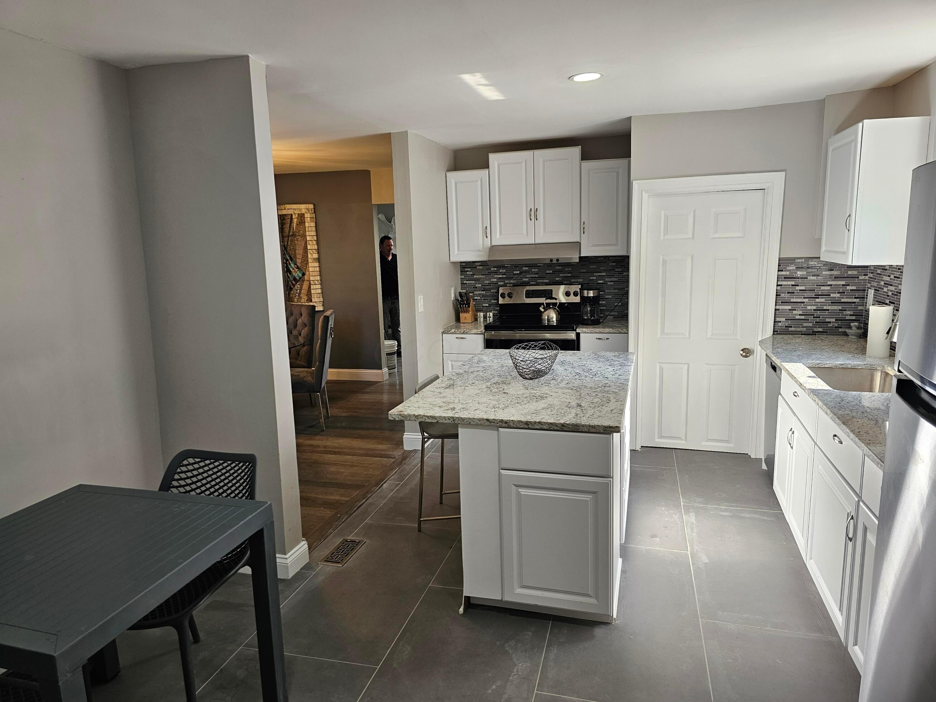 745 E Deshler Avenue, Columbus, Ohio image 19