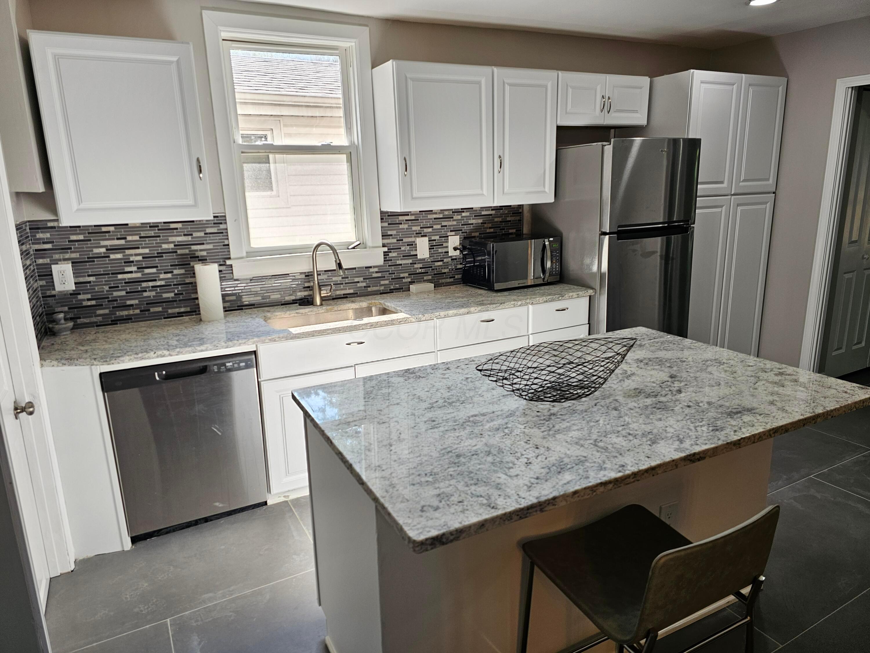 745 E Deshler Avenue, Columbus, Ohio image 21
