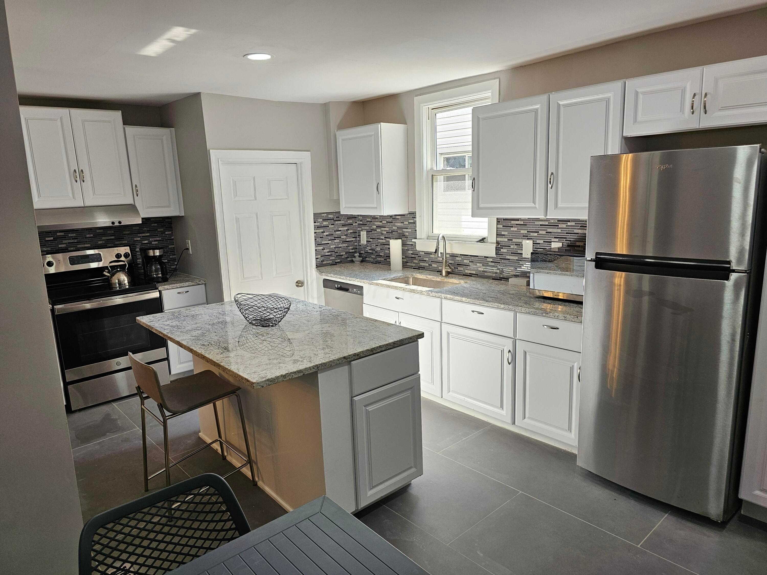 745 E Deshler Avenue, Columbus, Ohio image 18