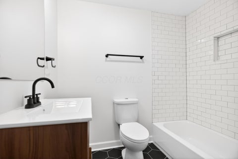 Tiny photo for 2564 Abington Road, Columbus, OH 43231 (MLS # 226038998)