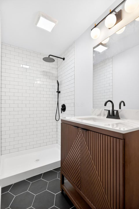 Tiny photo for 2564 Abington Road, Columbus, OH 43231 (MLS # 226038998)
