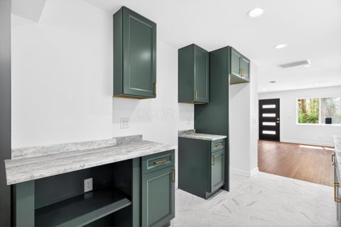 Tiny photo for 2564 Abington Road, Columbus, OH 43231 (MLS # 226038998)