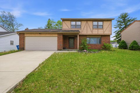Photo of 521 Surrey Lane, Marysville, OH 43040 (MLS # 226014132)