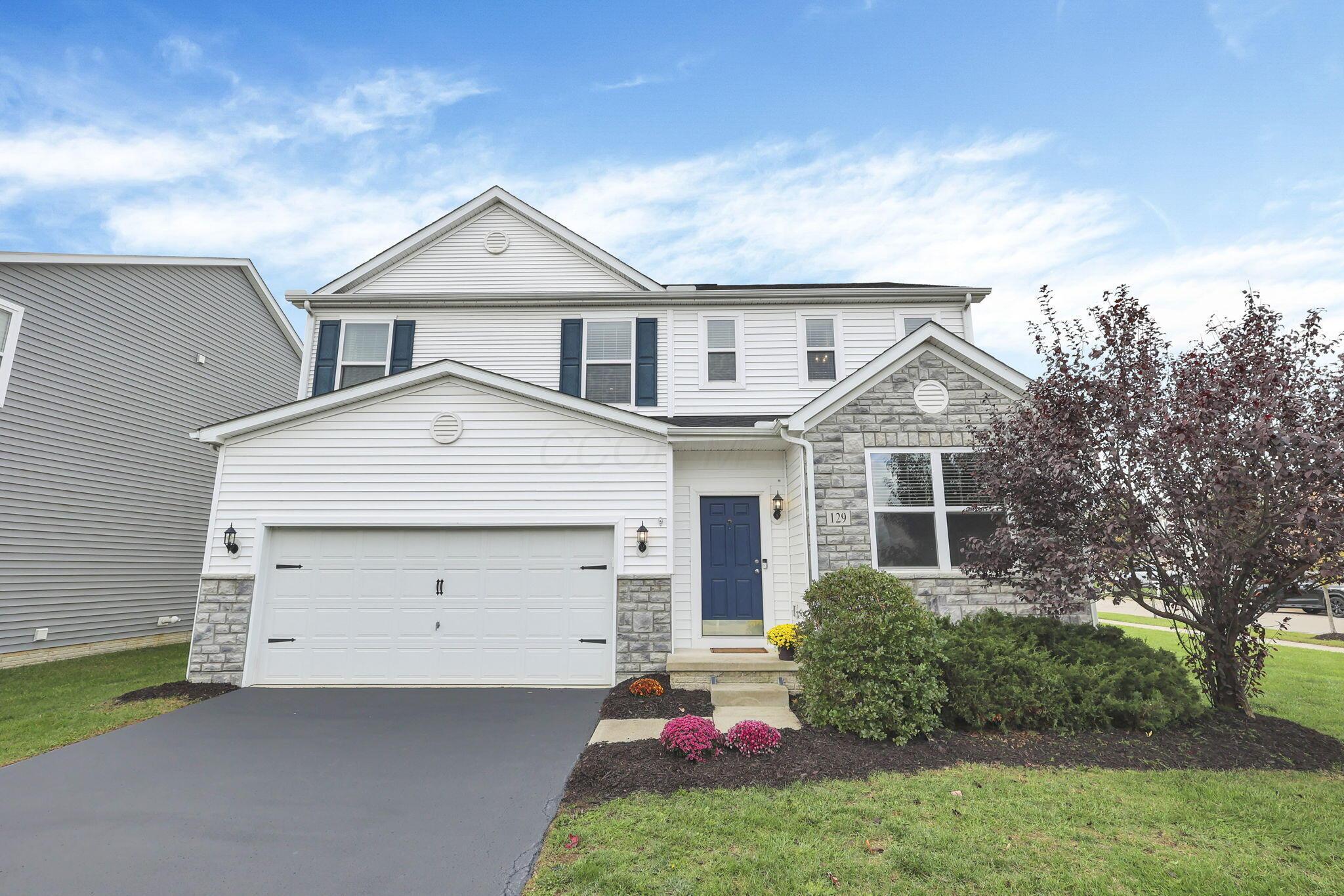 Delaware, Ohio 43015, United States, 3 Bedrooms Bedrooms, ,3 BathroomsBathrooms,Residential,Contingent,233139