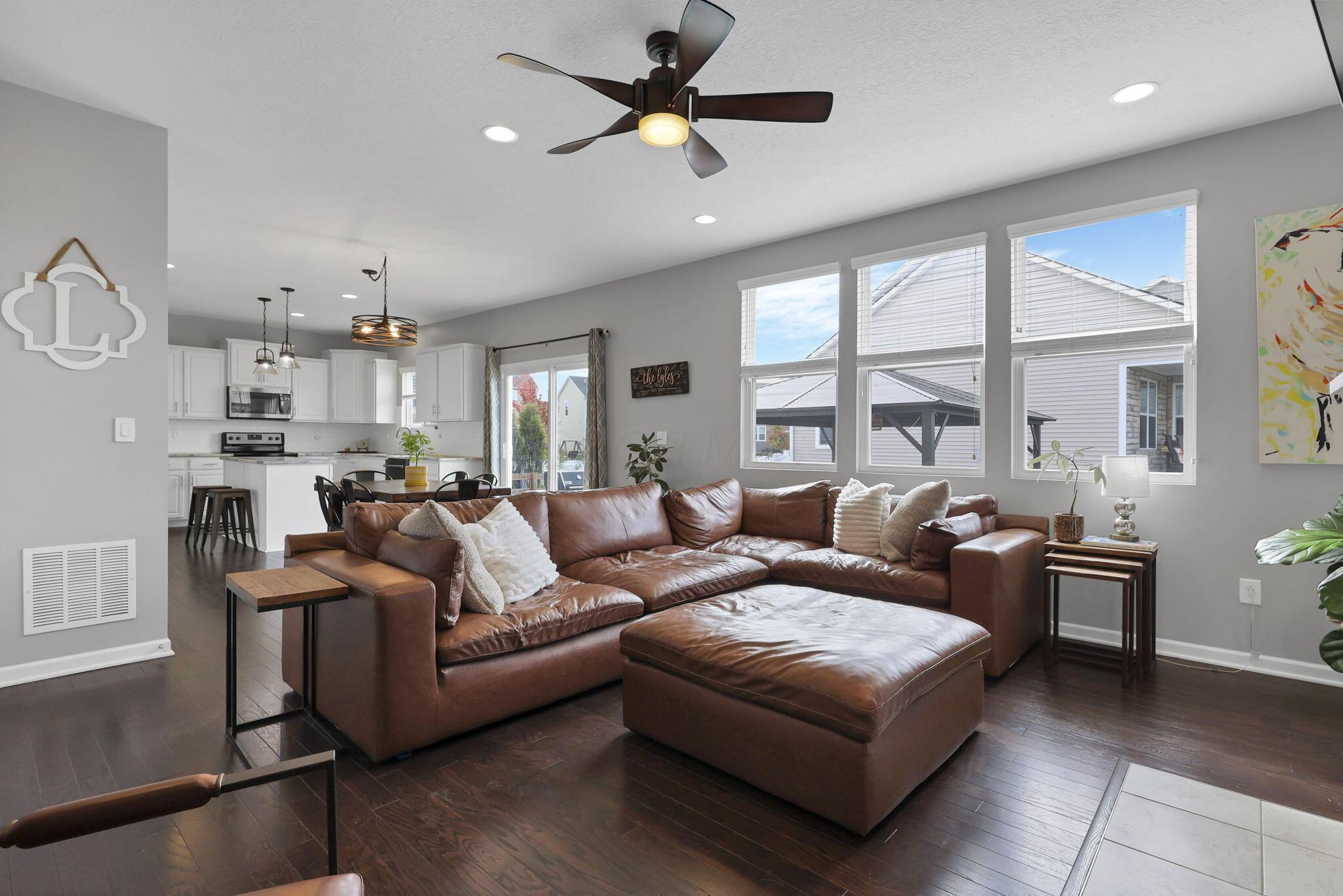 Delaware, Ohio 43015, United States, 3 Bedrooms Bedrooms, ,3 BathroomsBathrooms,Residential,Contingent,233139