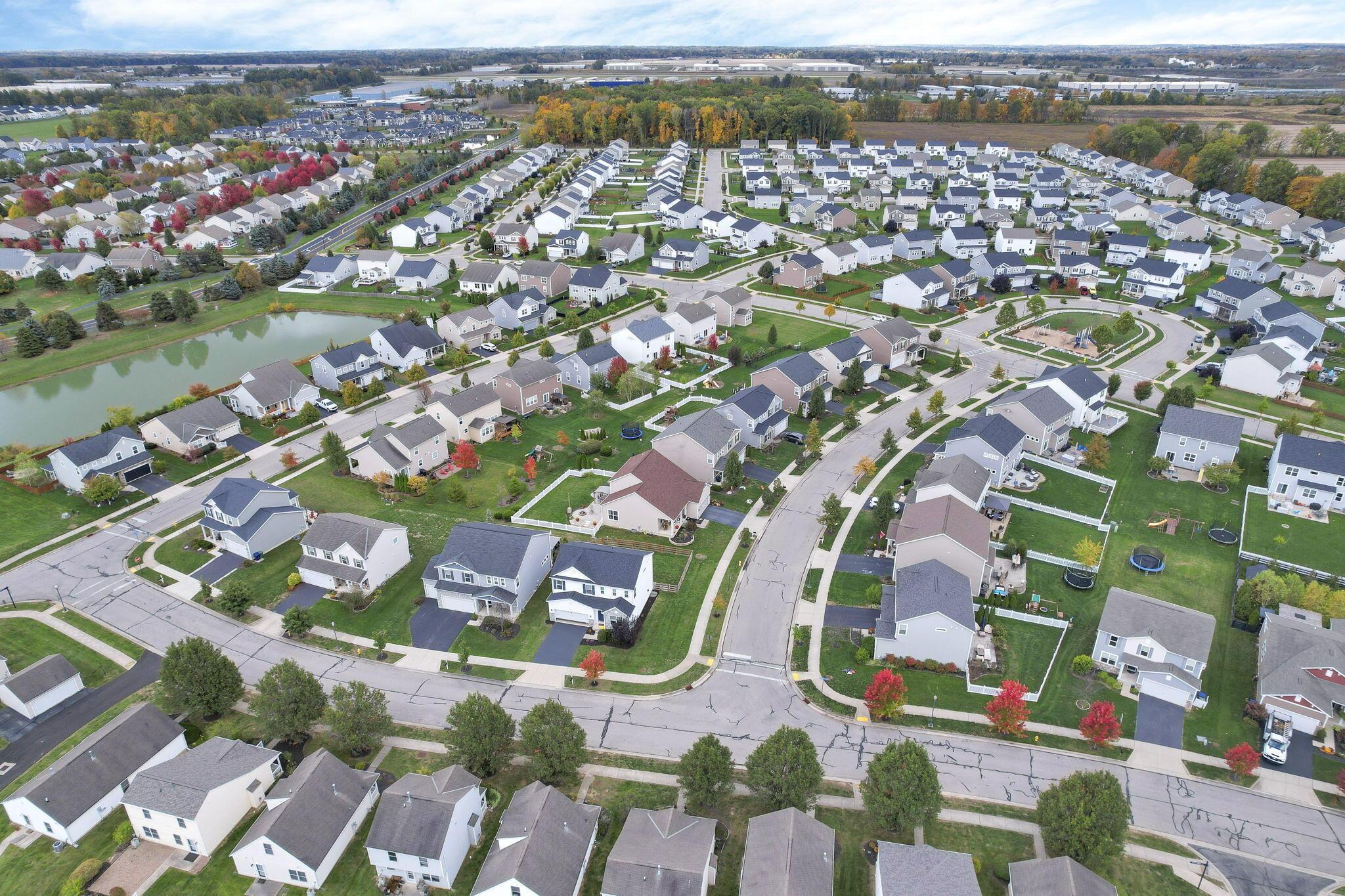 Delaware, Ohio 43015, United States, 3 Bedrooms Bedrooms, ,3 BathroomsBathrooms,Residential,Contingent,233139