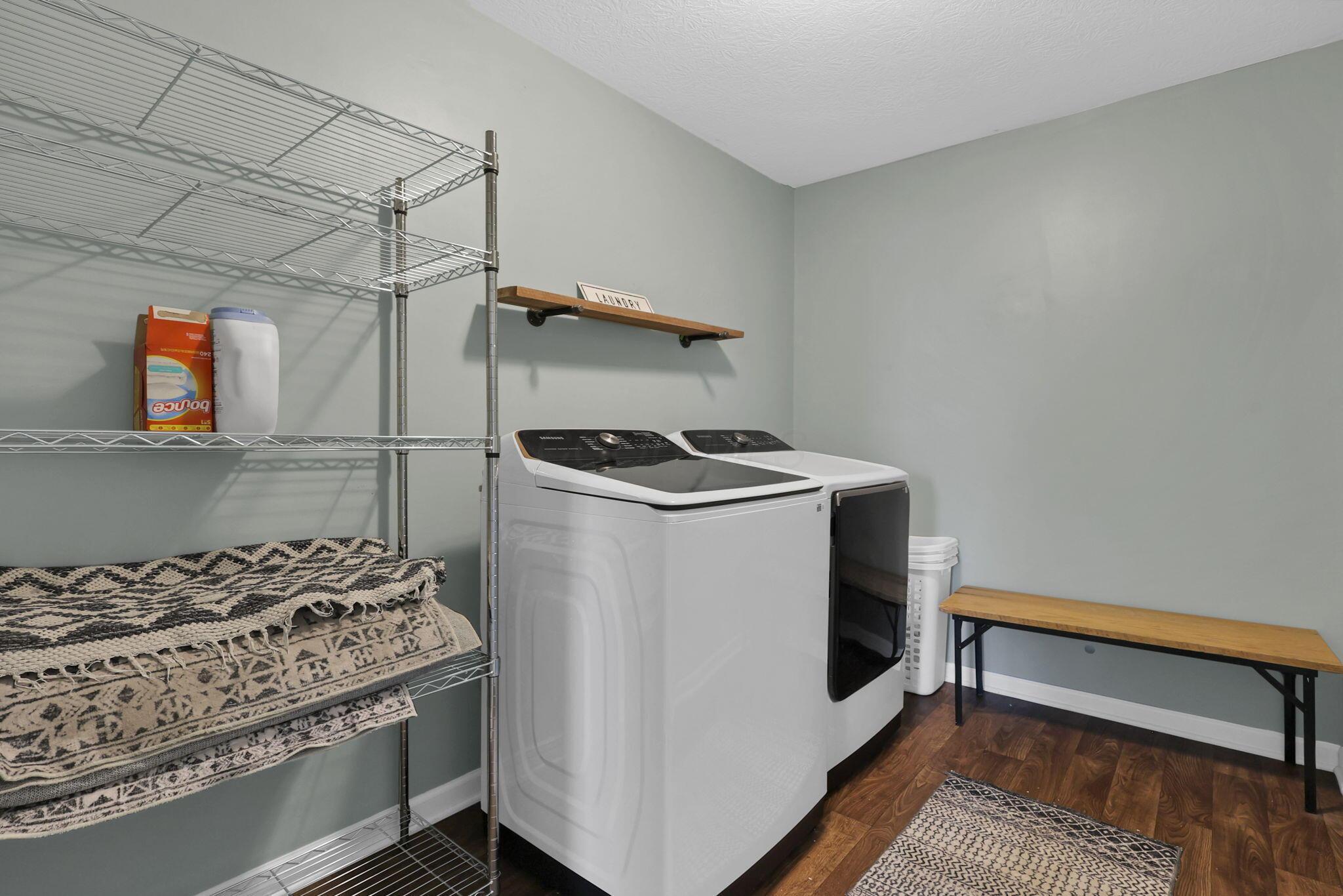 Delaware, Ohio 43015, United States, 3 Bedrooms Bedrooms, ,3 BathroomsBathrooms,Residential,Contingent,233139