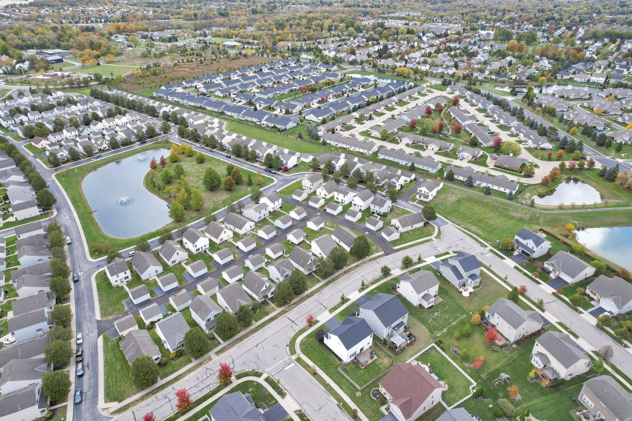 Delaware, Ohio 43015, United States, 3 Bedrooms Bedrooms, ,3 BathroomsBathrooms,Residential,Contingent,233139