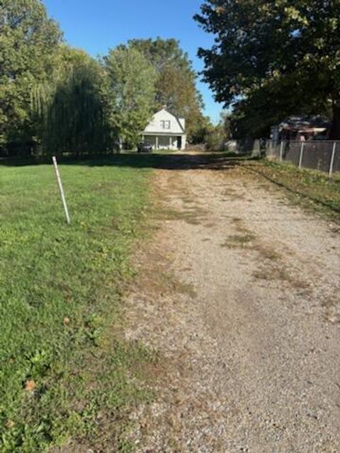 Photo of 116 Highland Avenue, Circleville, OH 43113 (MLS # 225040049) Photo of 116 Highland Avenue, Circleville, OH 43113 (MLS # 225040049)