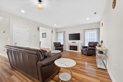 Tiny photo for 1549 Lewes Castle Drive, Grove City, OH 43123 (MLS # 226023790)
