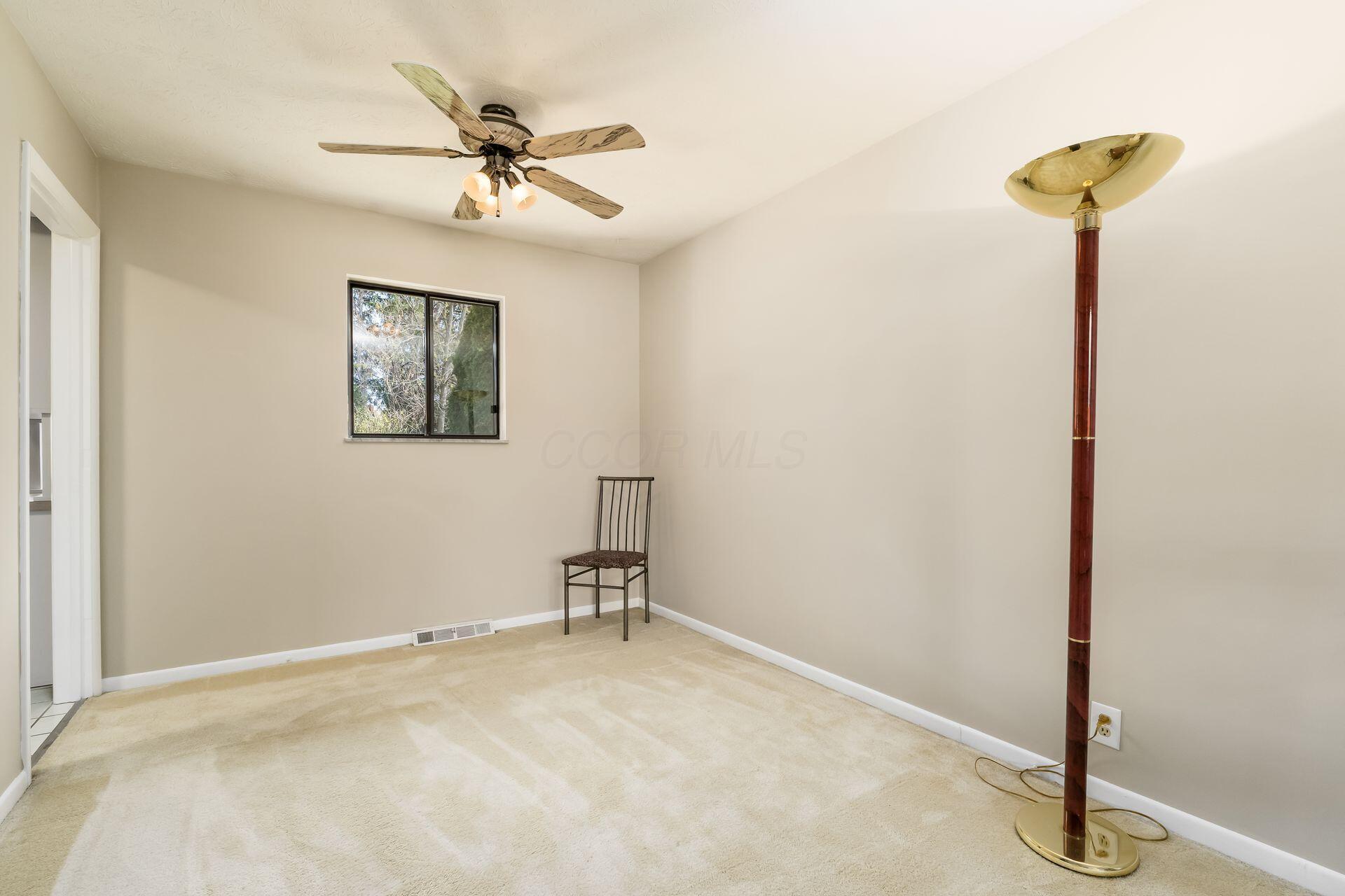 560 S Kellner Road, Columbus, Ohio image 13