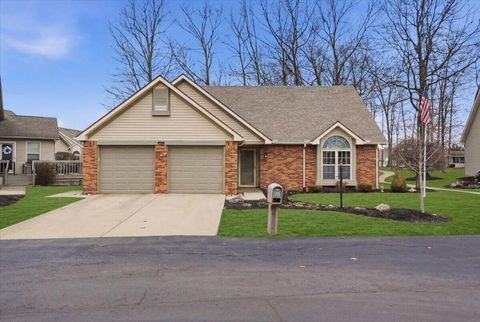 Photo of 402 Woodside Place, Bellefontaine, OH 43311 (MLS # 226006255)