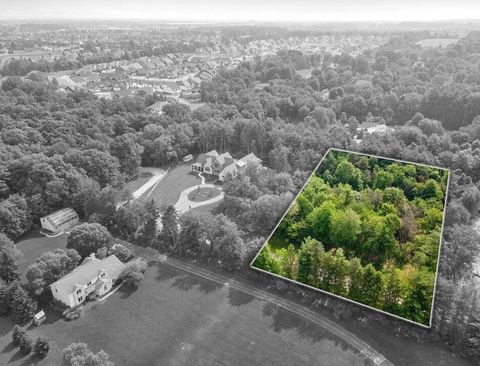 Photo of 4816 Rutherford Road, Powell, OH 43065 (MLS # 226005100)