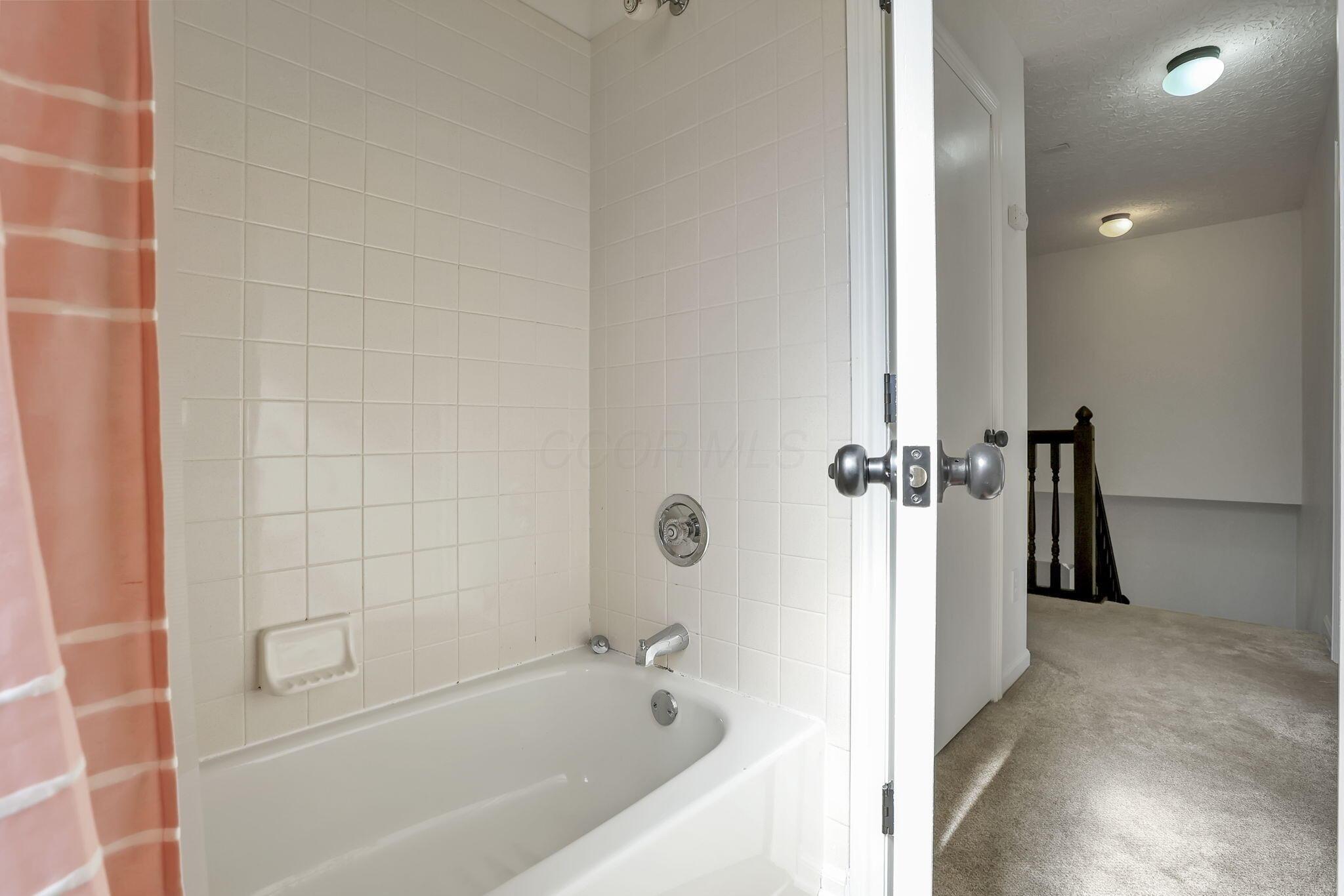 5737 Sells Mill Drive, Dublin, Ohio image 23