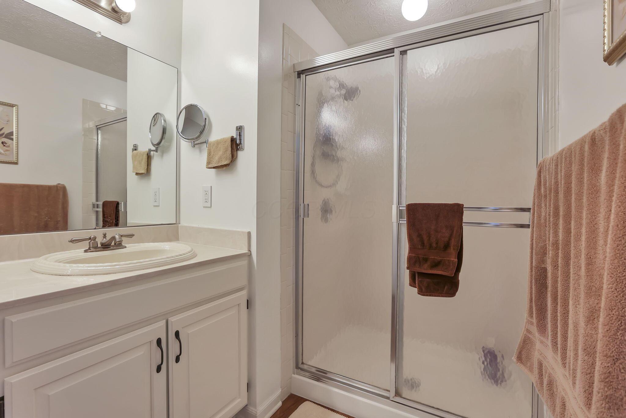 5737 Sells Mill Drive, Dublin, Ohio image 19