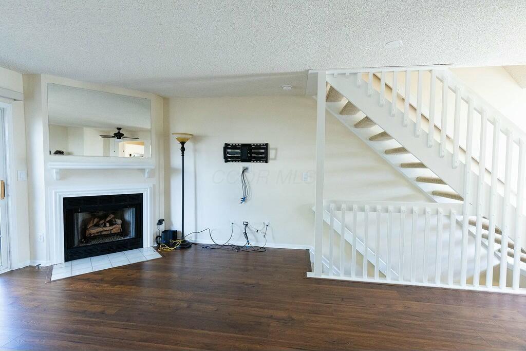 1749 Messner Drive #149D, Hilliard, Ohio image 4