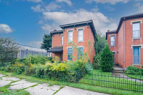 Photo of 29-31 Smith Place, Columbus, OH 43201 (MLS # 226030584)