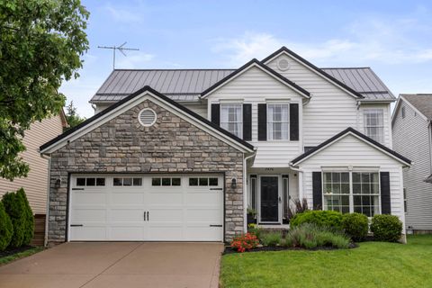 Photo of 7476 Liberton Place, Columbus, OH 43085 (MLS # 226018356)