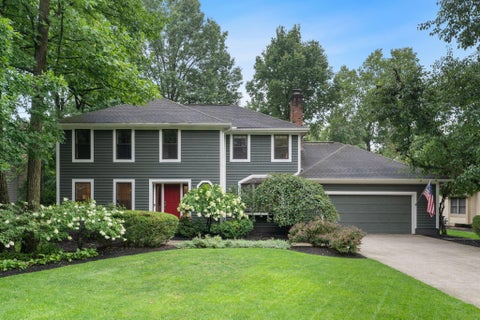 Homes For Sale - 359 Bailey Place<br/> Columbus, OH 43235