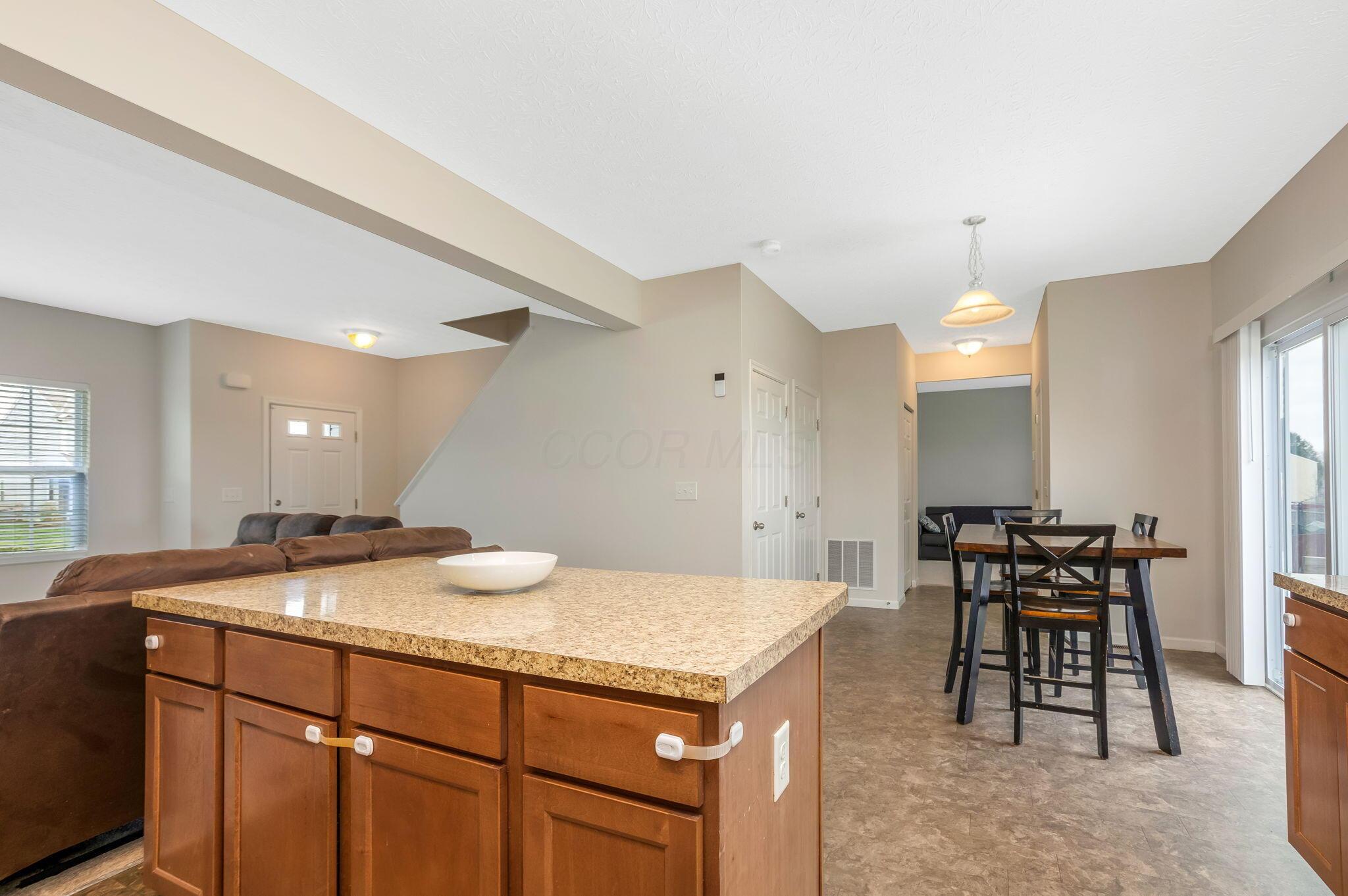 1436 Hoovler Way, Pataskala, Ohio image 15