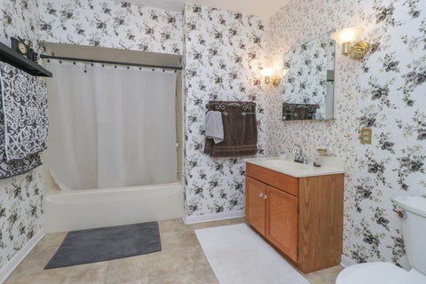 Tiny photo for 539 Maple Street, Mansfield, OH 44906 (MLS # 226039245)