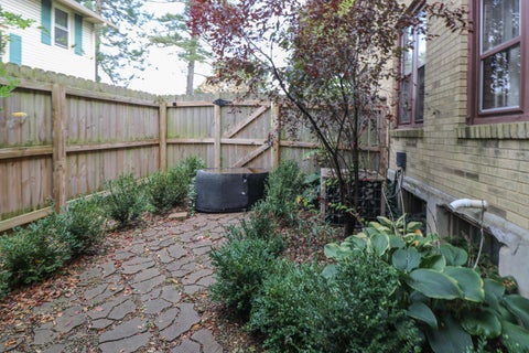 Tiny photo for 539 Maple Street, Mansfield, OH 44906 (MLS # 226039245)