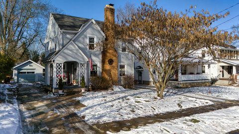 Photo of 39 N 31st Street, Newark, OH 43055 (MLS # 225045266)