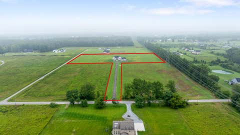 Tiny photo for 12173 Woodtown Road, Galena, OH 43021 (MLS # 226030773)