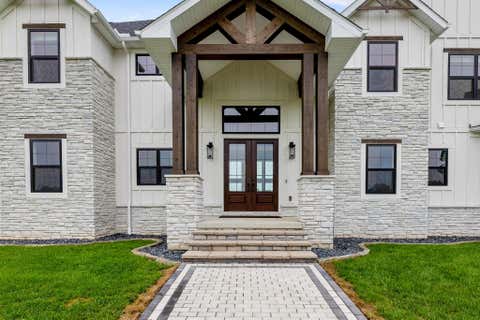 Tiny photo for 12173 Woodtown Road, Galena, OH 43021 (MLS # 226030773)