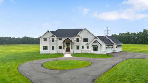 Photo of 12173 Woodtown Road, Galena, OH 43021 (MLS # 226030773)