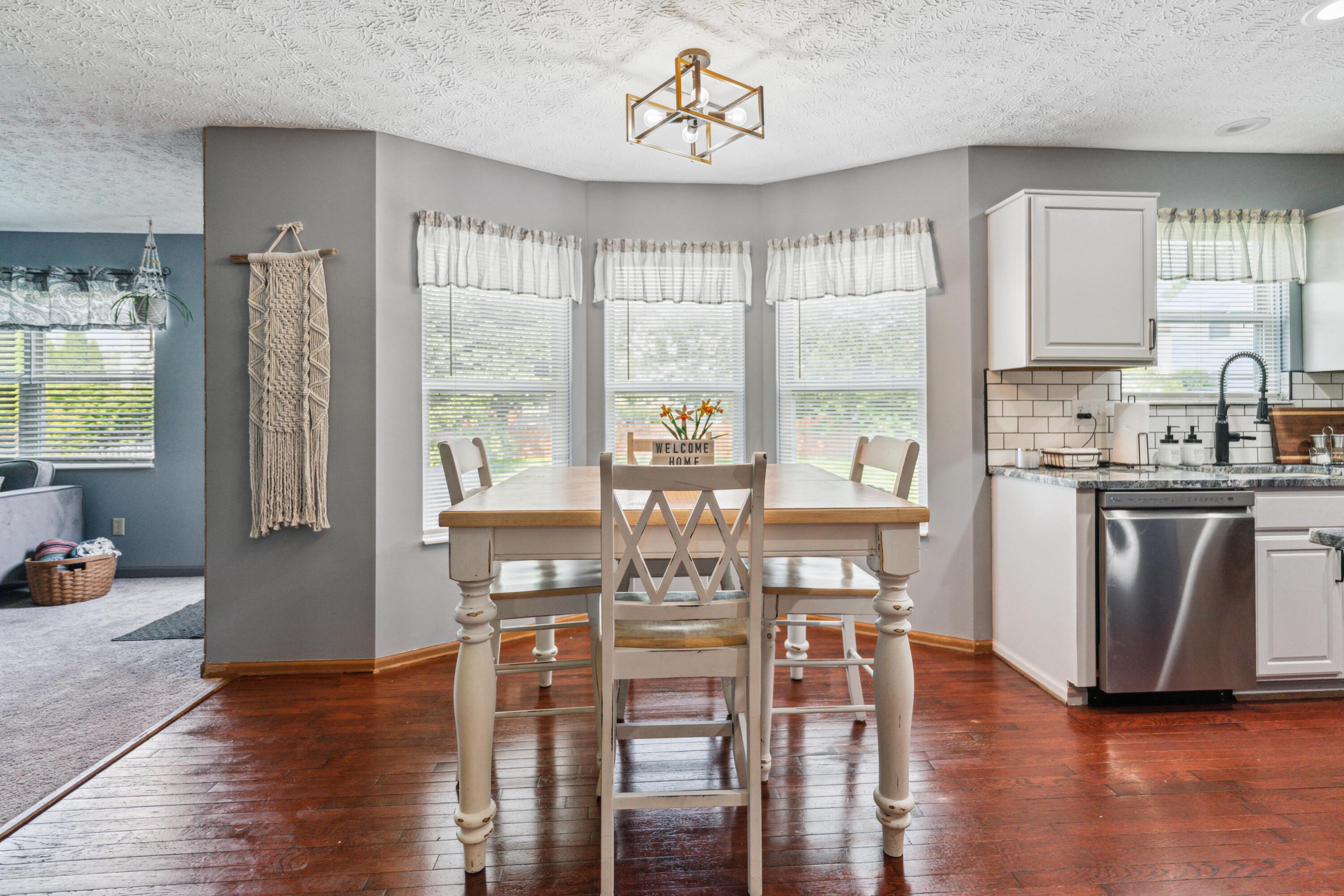 672 Toria Drive, Reynoldsburg, Ohio image 7